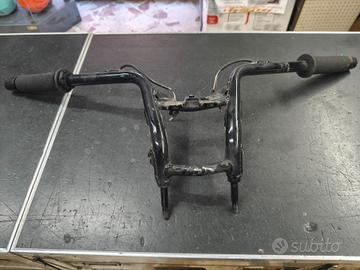USATO MANUBRIO KYMCO AK 550 2017/2021 00153444