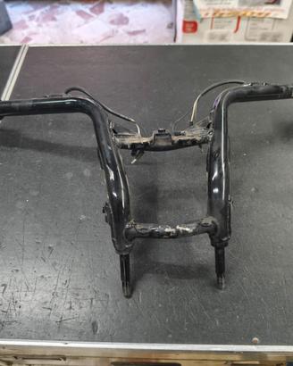 USATO MANUBRIO KYMCO AK 550 2017/2021 00153444