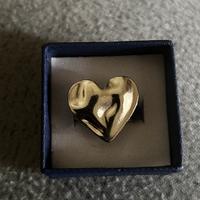 Anello a cuore argentato