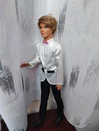 bambola Barbie Ken sposo