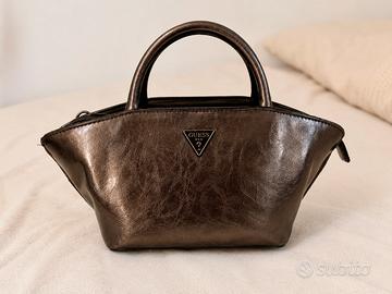 Borsa Guess effetto Vintage