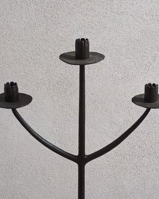 Candelabro in ferro battuto