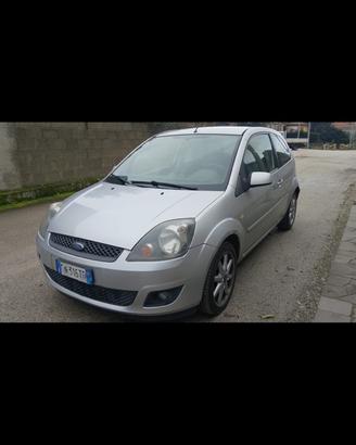 Smembro ford fiesta