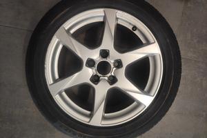 cerchio originale Audi A4 con gomma Continental 