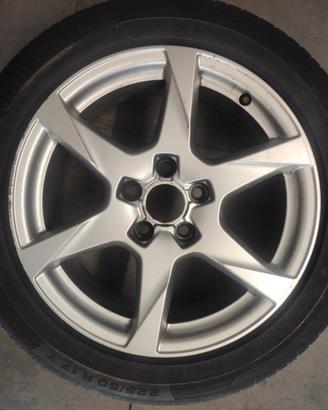 cerchio originale Audi A4 con gomma Continental 