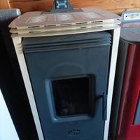 stufa pellet policombuatibile nocciolino