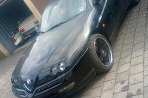 alfa romeo spider 
