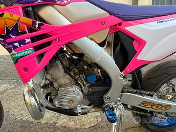 TM 300 supermotard PINK EDITION