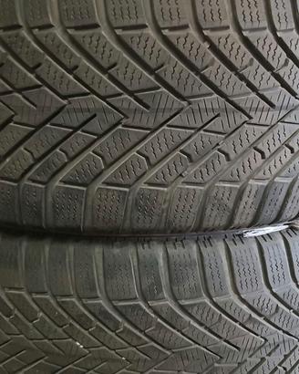 PNEUMATICI INVERNALI Pirelli 235/55R18 105H