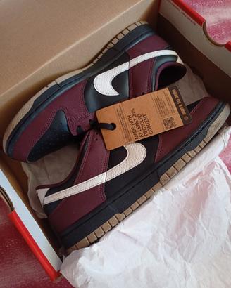 Nike Dunk burgundy crush 
