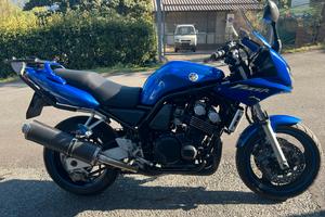Yamaha Fazer FZS 600 