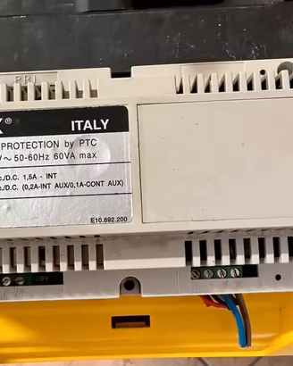 Alimentatore videocitofono