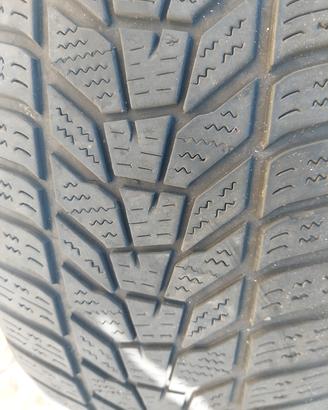 pneumatici hankook 235 60 18 quattro stagioni 