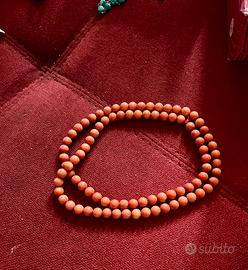 Collana corallo rosa di bambù provenienza Maldive