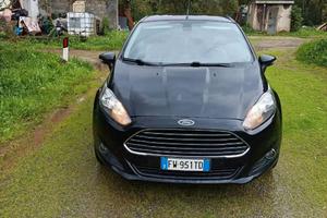 Ford Fiesta autocarro 