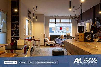 Attività / Licenza di 60 m² con 1 locale a Monfalc