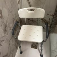 Seggiola per doccia in allluminio brevettata