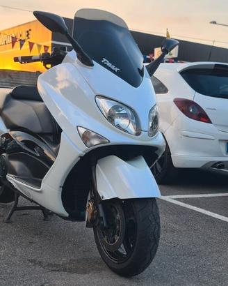 Yamaha T Max Black Max