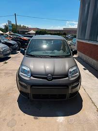 FIAT PANDA 1.2 BENZ 2023 25.000 KM