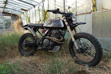 Honda NX 650 Dominator - Scrambler