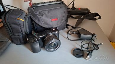 Sony Alpha 6000 in Condizioni Impeccabili