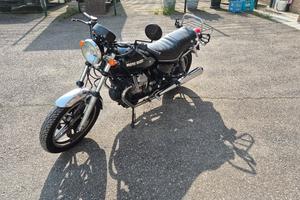 Moto Guzzi V35