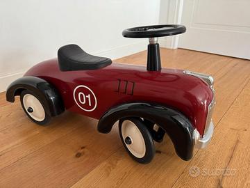 Auto vintage giocattolo cavalcabile Baghera