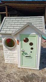 Casetta da giardino Smoby e scivolo Chicco
