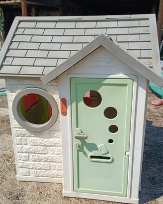 Casetta da giardino Smoby e scivolo Chicco