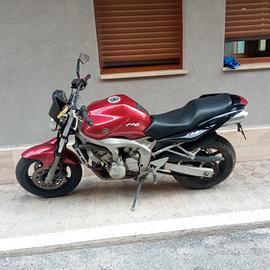 Yamaha FZ6 - 2004