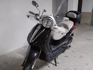 Piaggio Beverly 250
