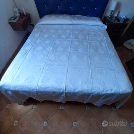 Copriletto matrimoniale in cotone bianco