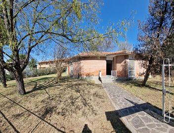 Villa indipendente con 3 camere letto