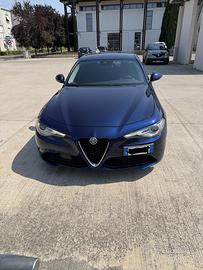 Alfa romeo giulia 2.2 diesel 136 cv at8