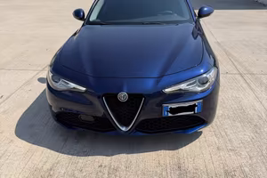 Alfa romeo giulia 2.2 diesel 136 cv at8