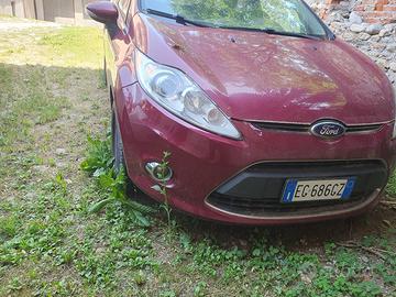 Autovettura Ford Fiesta