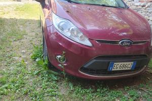 Autovettura Ford Fiesta
