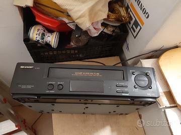 Videoregistratore VHS Sharp vc m251