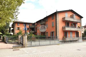3 LOCALI A SALA BAGANZA
