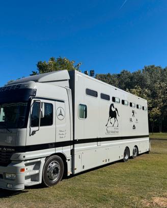 Van trasporto cavalli