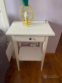 Letto più comodini
