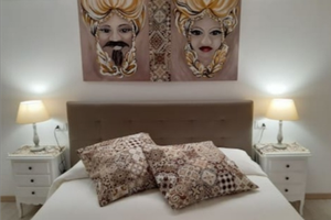 Disponibili monolocali , camere , casette