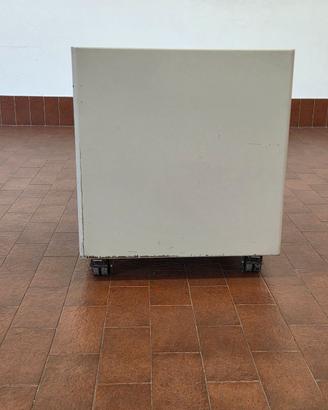 Mobiletto ferro con ruote industriale robusto