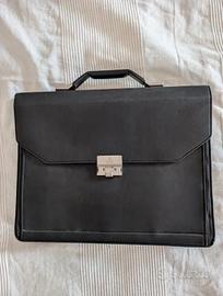 Valigetta nera portadocumenti delsey