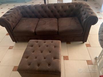 Divano Chesterfield