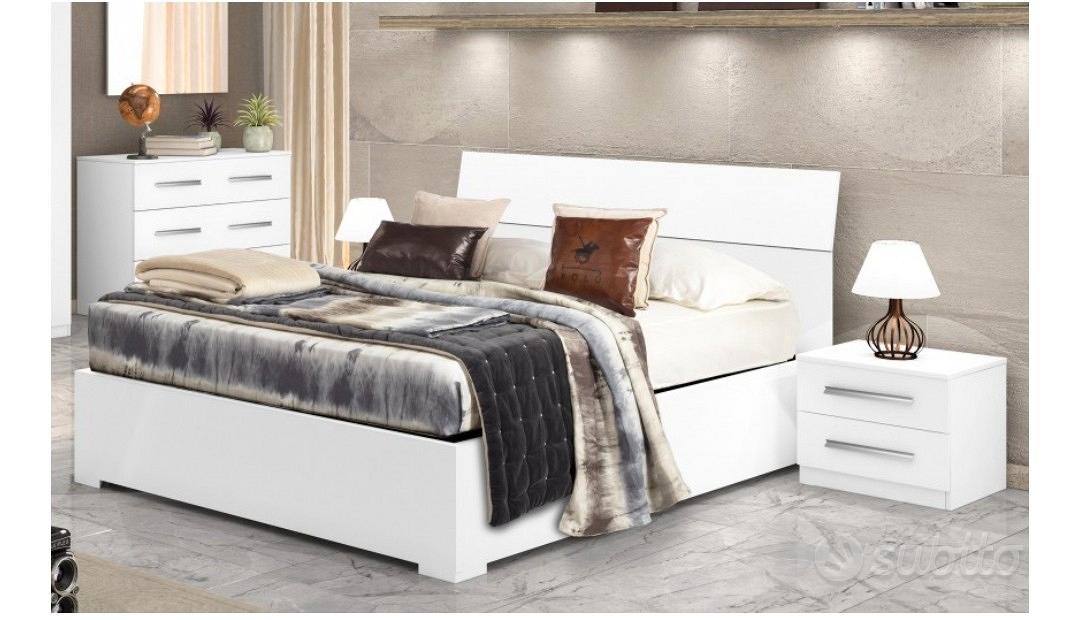 Struttura letto matrimoniale mondo convenienza Mobili usati