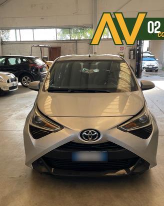 Toyota Aygo Connect 1.0 VVT-i 72CV 5 porte x-busin
