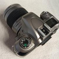 Nikon F 55 analogica