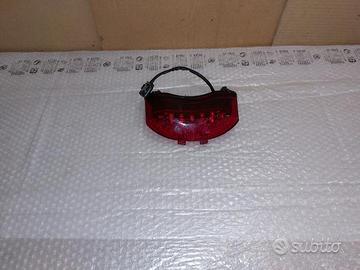 Faro posteriore triumph street triple 675 675r