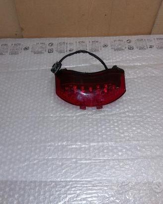 Faro posteriore triumph street triple 675 675r
